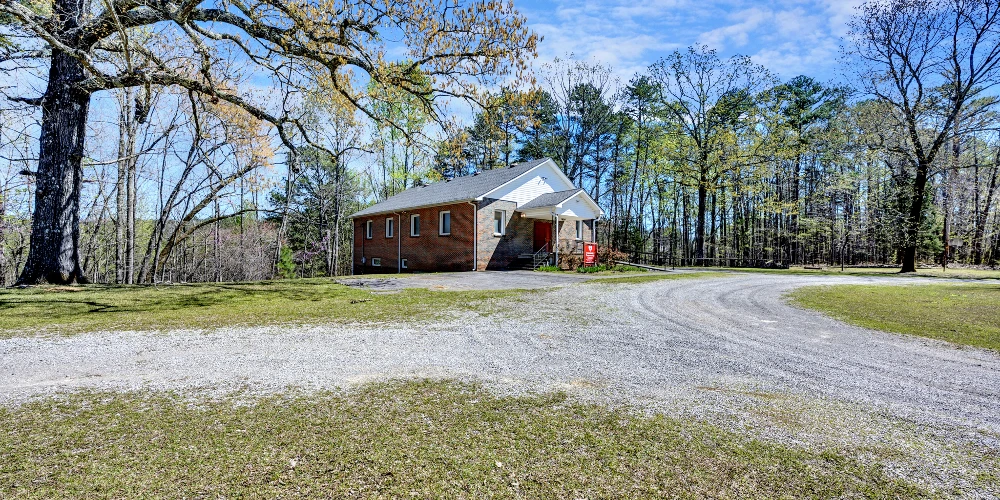 7026 Church Rd, Gardendale, AL 35071