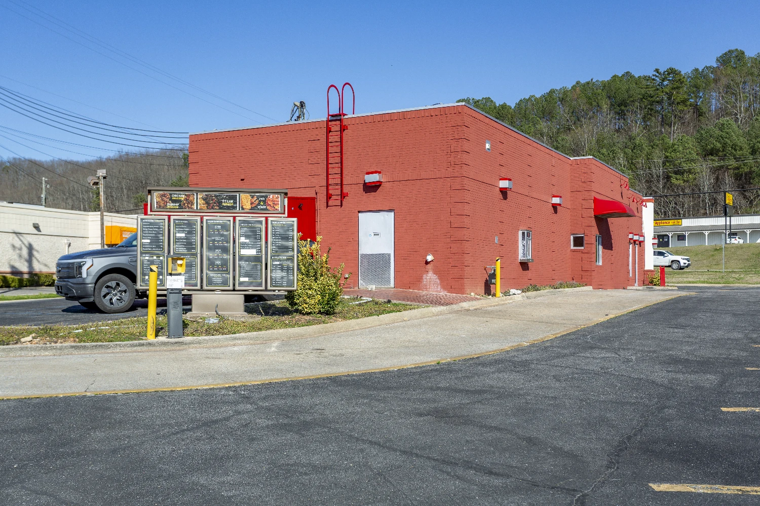 Restauarant Property in Pelham, AL