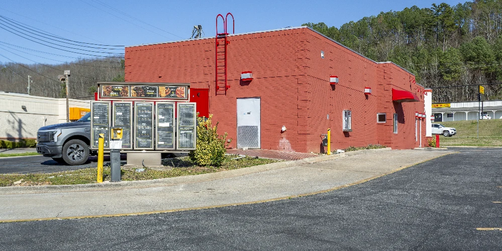 Restauarant Property in Pelham, AL