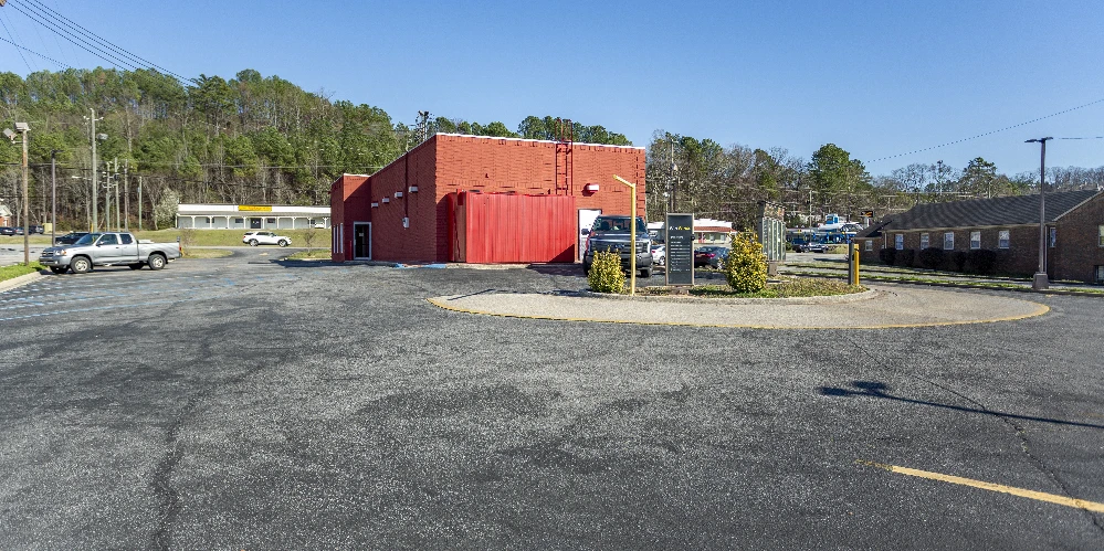Restauarant Property in Pelham, AL