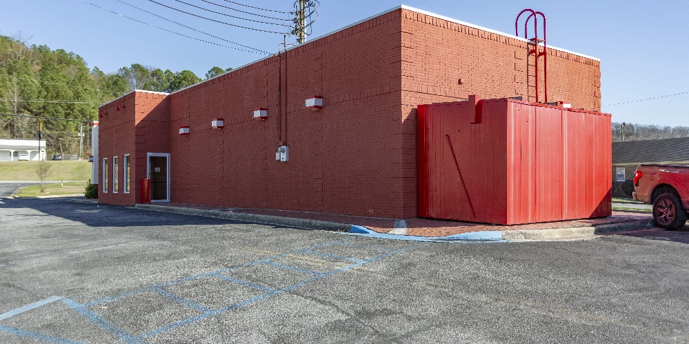 Restauarant Property in Pelham, AL