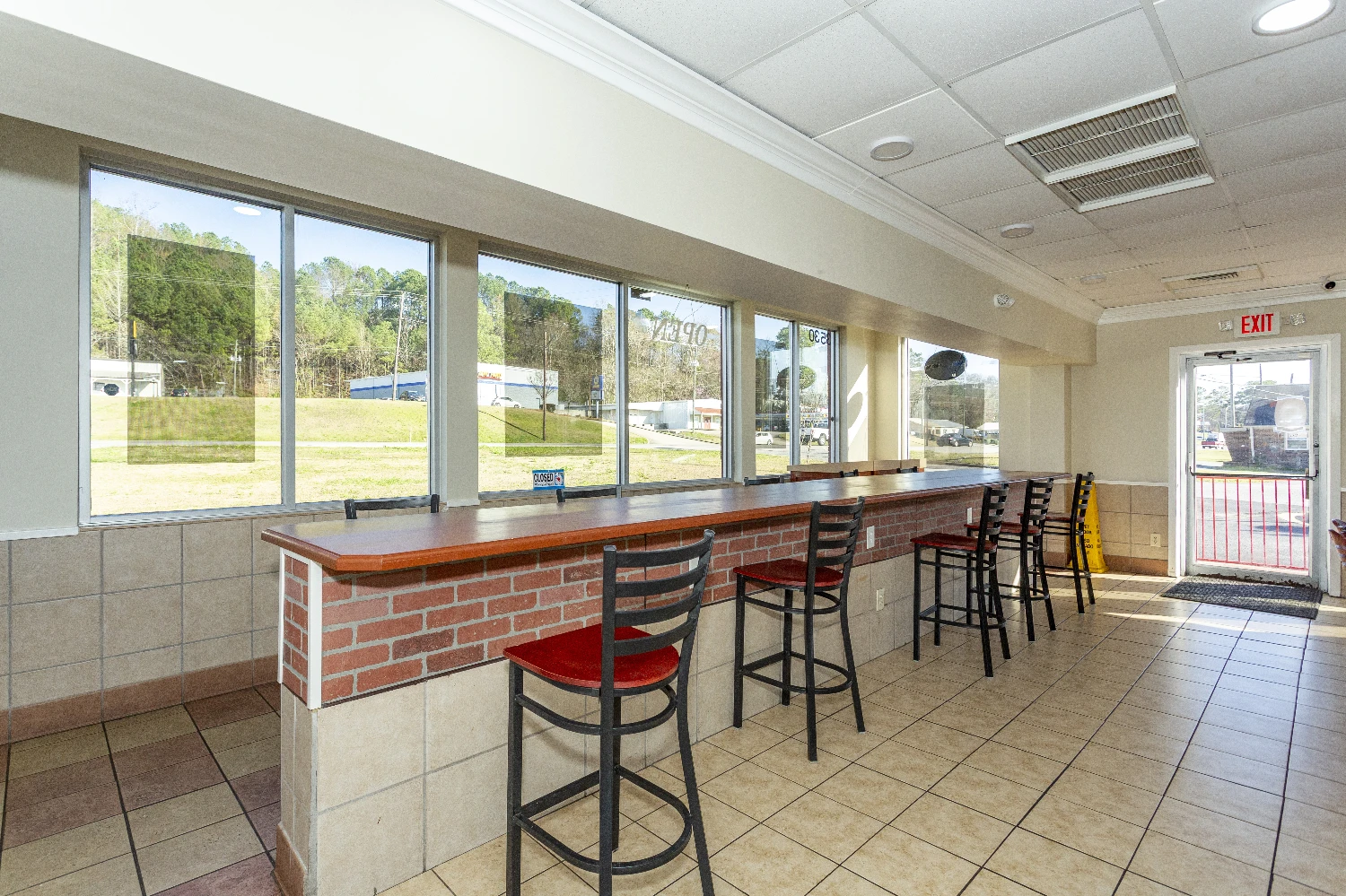 Restauarant Property in Pelham, AL