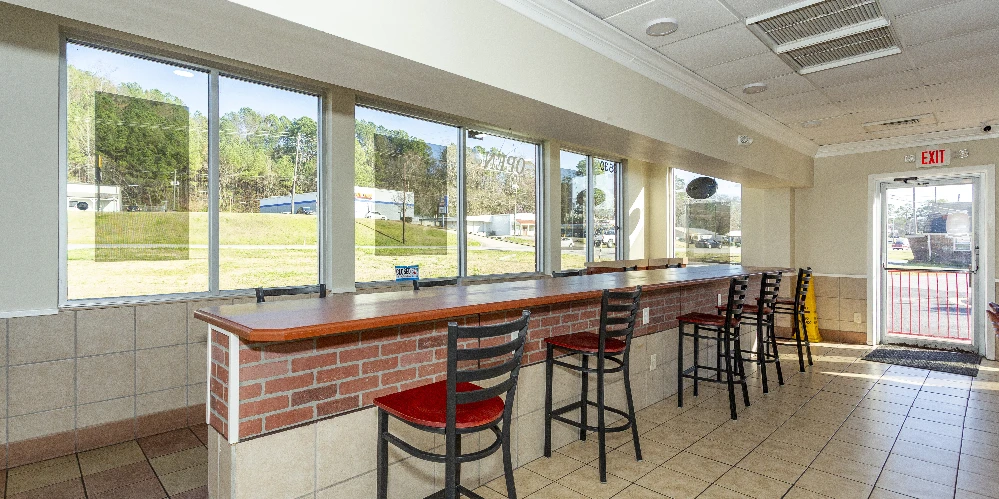 Restauarant Property in Pelham, AL