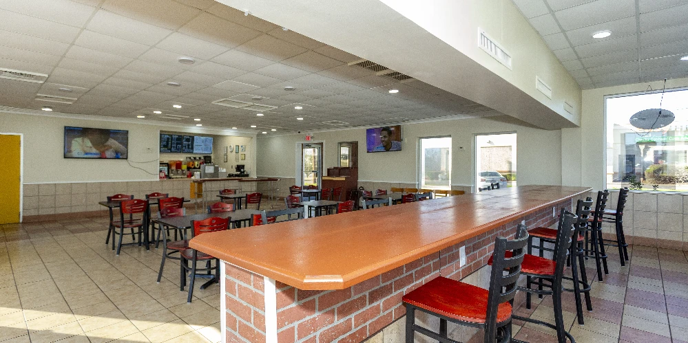 Restauarant Property in Pelham, AL