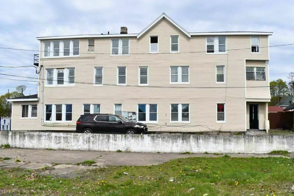 1408 E Main St, Endicott, NY for sale