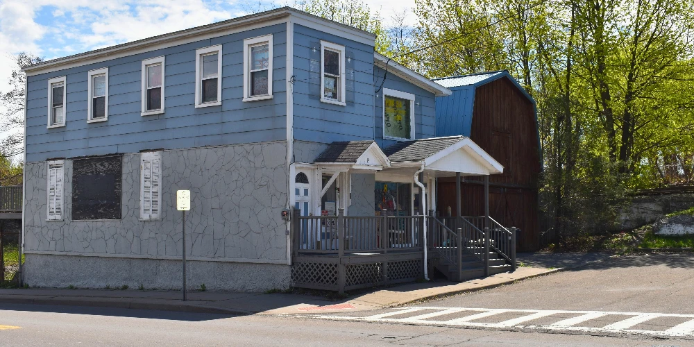 19 Clinton Street