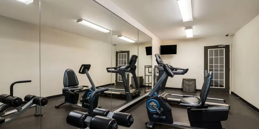 Institutional Sale | Suburban Studios Denver Central-Arvada