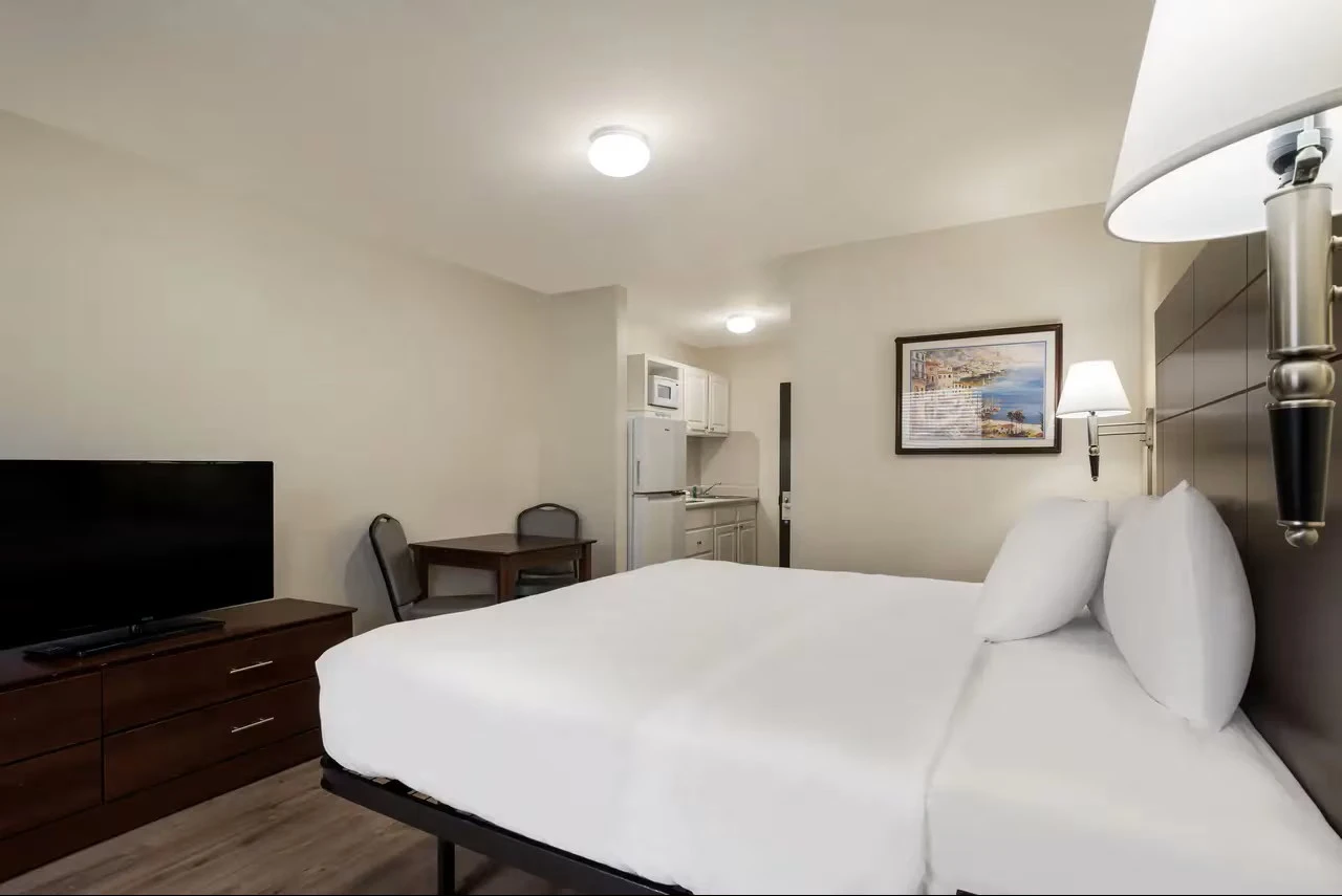 Institutional Sale | Suburban Studios Denver Central-Arvada
