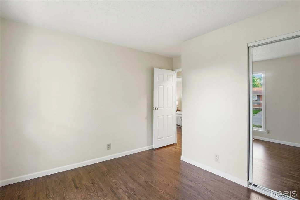 2330 Rockymont Drive, St. Louis, MO for sale