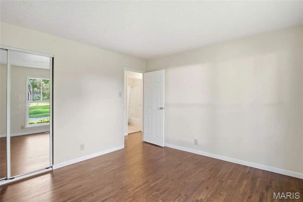 2330 Rockymont Drive, St. Louis, MO for sale