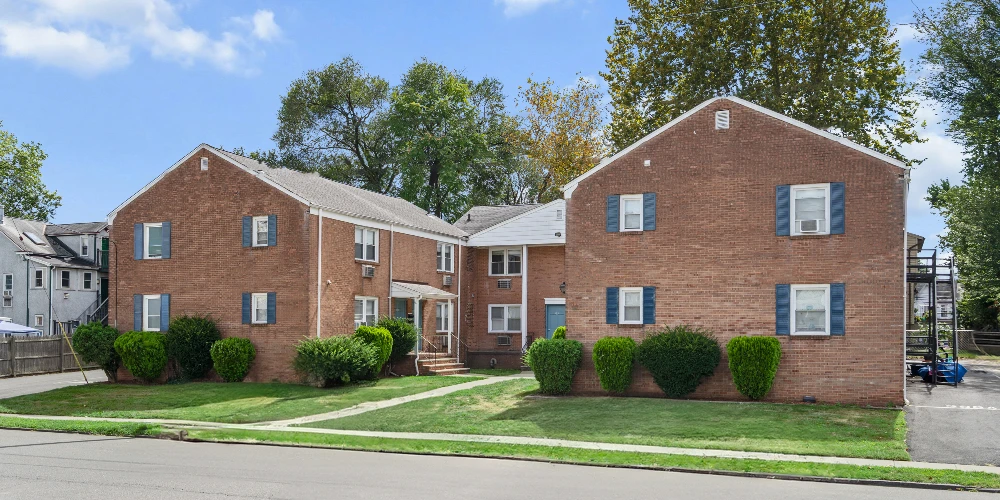 Fully Occupied 12-Unit Apartment Building with Value-Add Potential