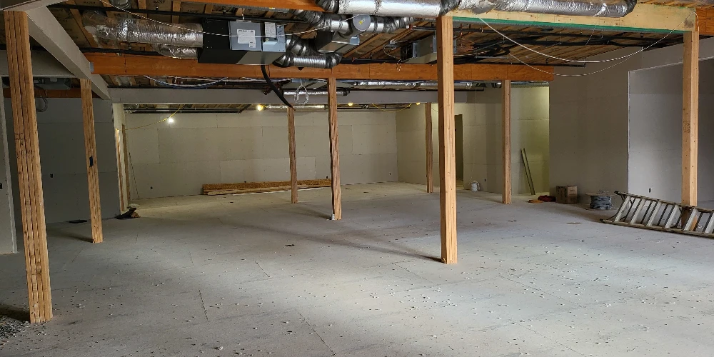 126 W. Main St - Newly constructed 11,250 +/- SF Building 