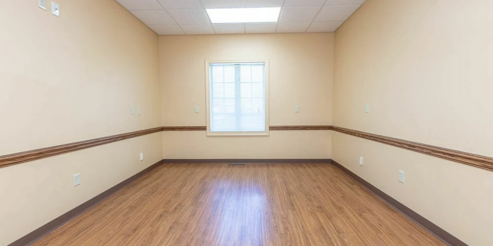 140 Professional Parkway -  Medical & Professional Offices