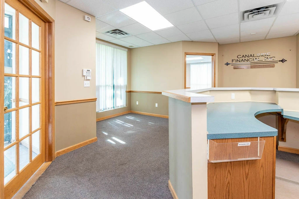140 Professional Parkway -  Medical & Professional Offices