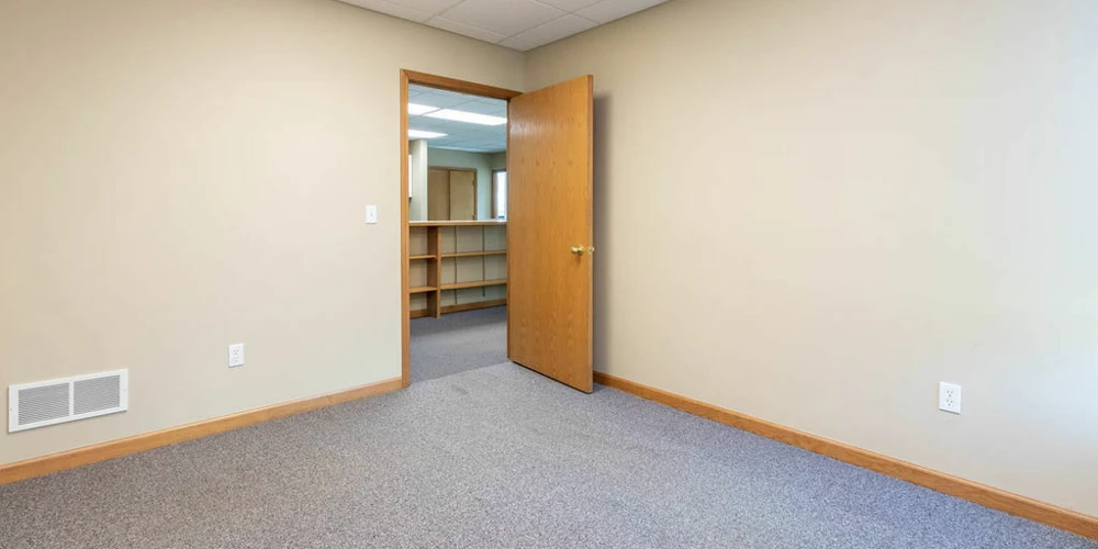 140 Professional Parkway -  Medical & Professional Offices