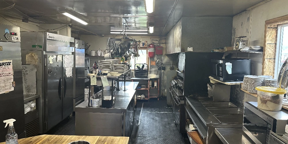 2597 New York 394 - 4,374+/- SF Turn Key Restaurant/Bar with 2 bedroom Apt
