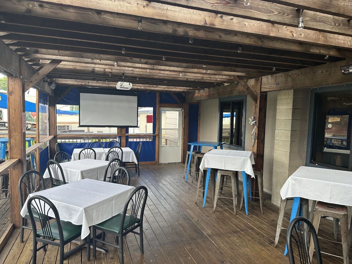2597 New York 394 - 4,374+/- SF Turn Key Restaurant/Bar with 2 bedroom Apt
