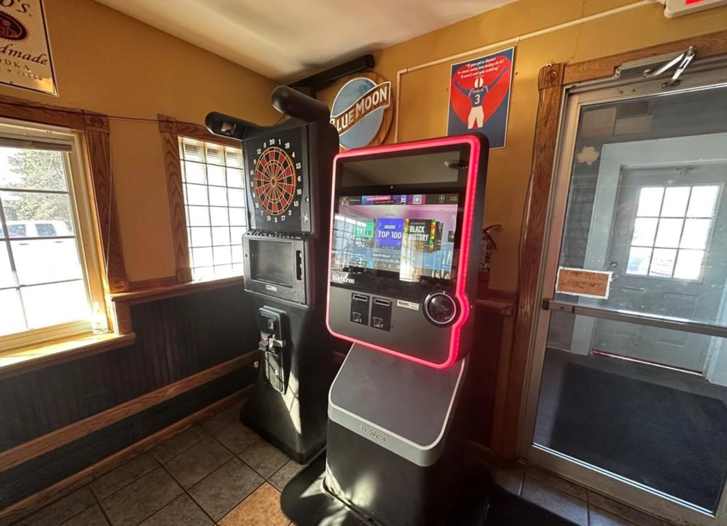 317 Hopkins Street - Turn-Key Restaurant & Bar 