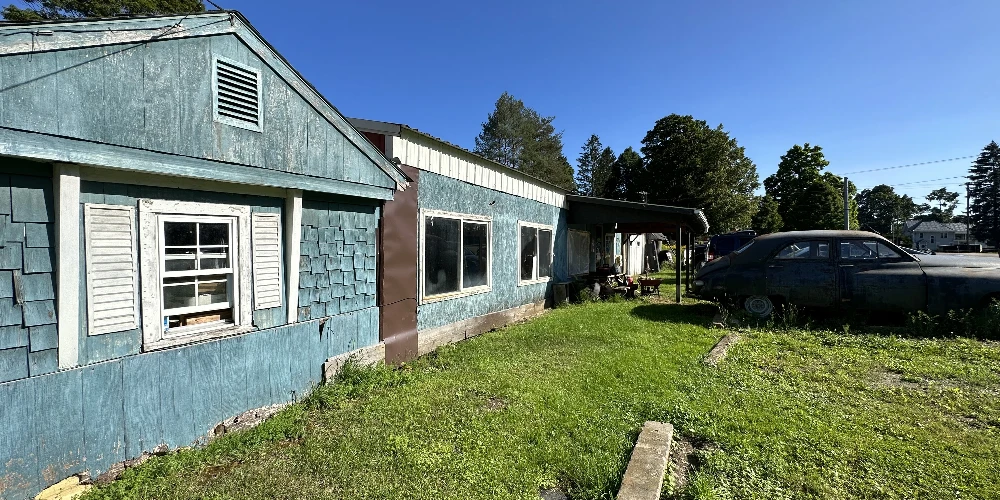 4212 New York 16 - New Price - 3,766+/- SF on 0.78+/-  Acres Commercial Property