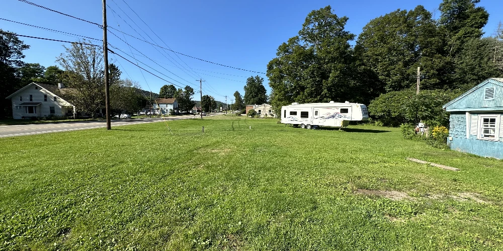4212 New York 16 - New Price - 3,766+/- SF on 0.78+/-  Acres Commercial Property