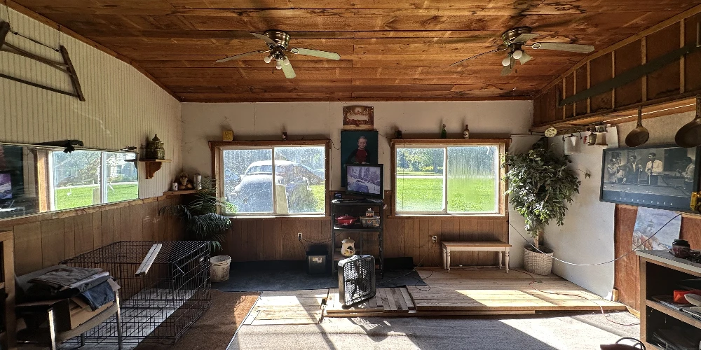 4212 New York 16 - New Price - 3,766+/- SF on 0.78+/-  Acres Commercial Property