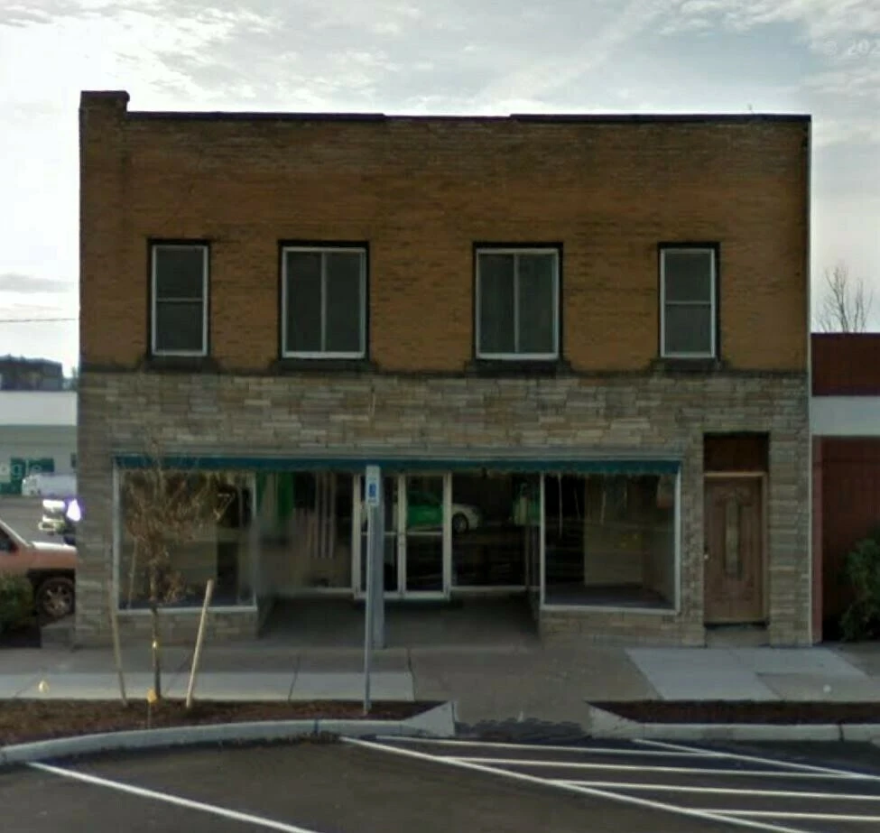 457 N Union Ave - PRICE REDUCTION  5,778+/- SF Mixed-Use Building