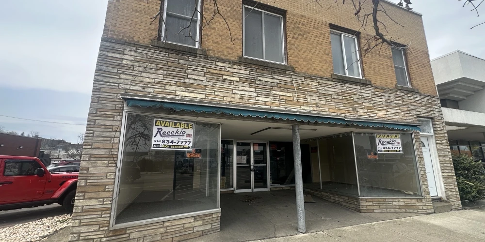 457 N Union Ave - PRICE REDUCTION  5,778+/- SF Mixed-Use Building