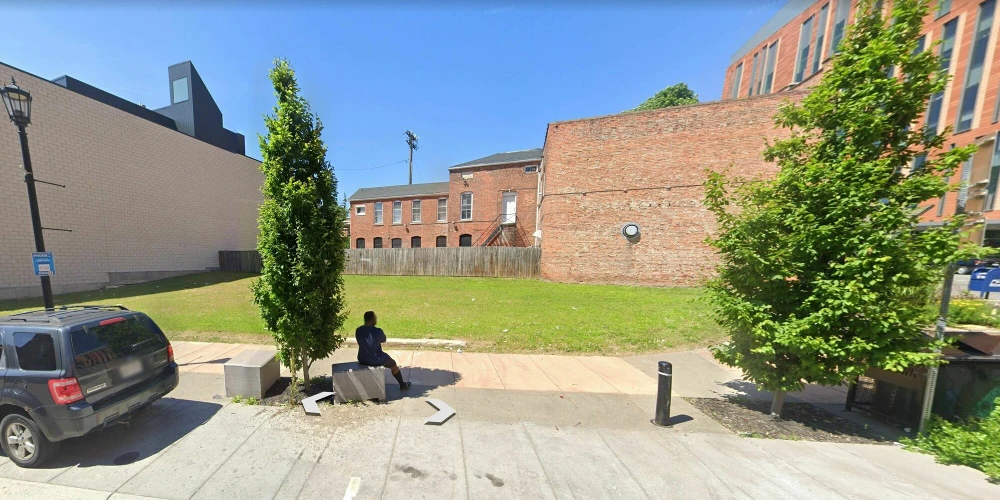 942 Main St - Redevelopment Land 