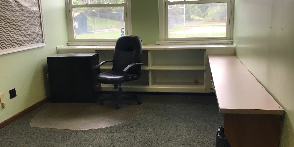 945 South Ave  Former School on 6.13+/- Acres
