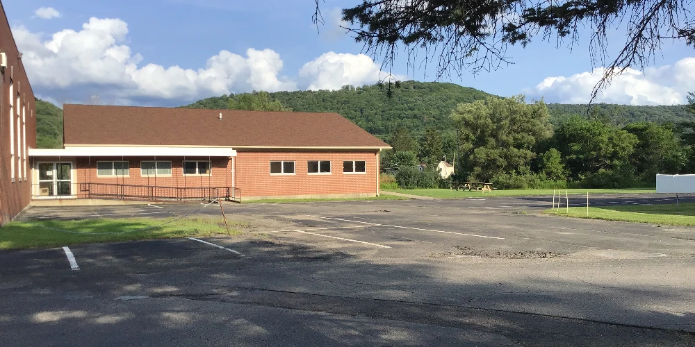 945 South Ave  Former School on 6.13+/- Acres