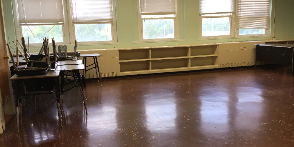 945 South Ave  Former School on 6.13+/- Acres
