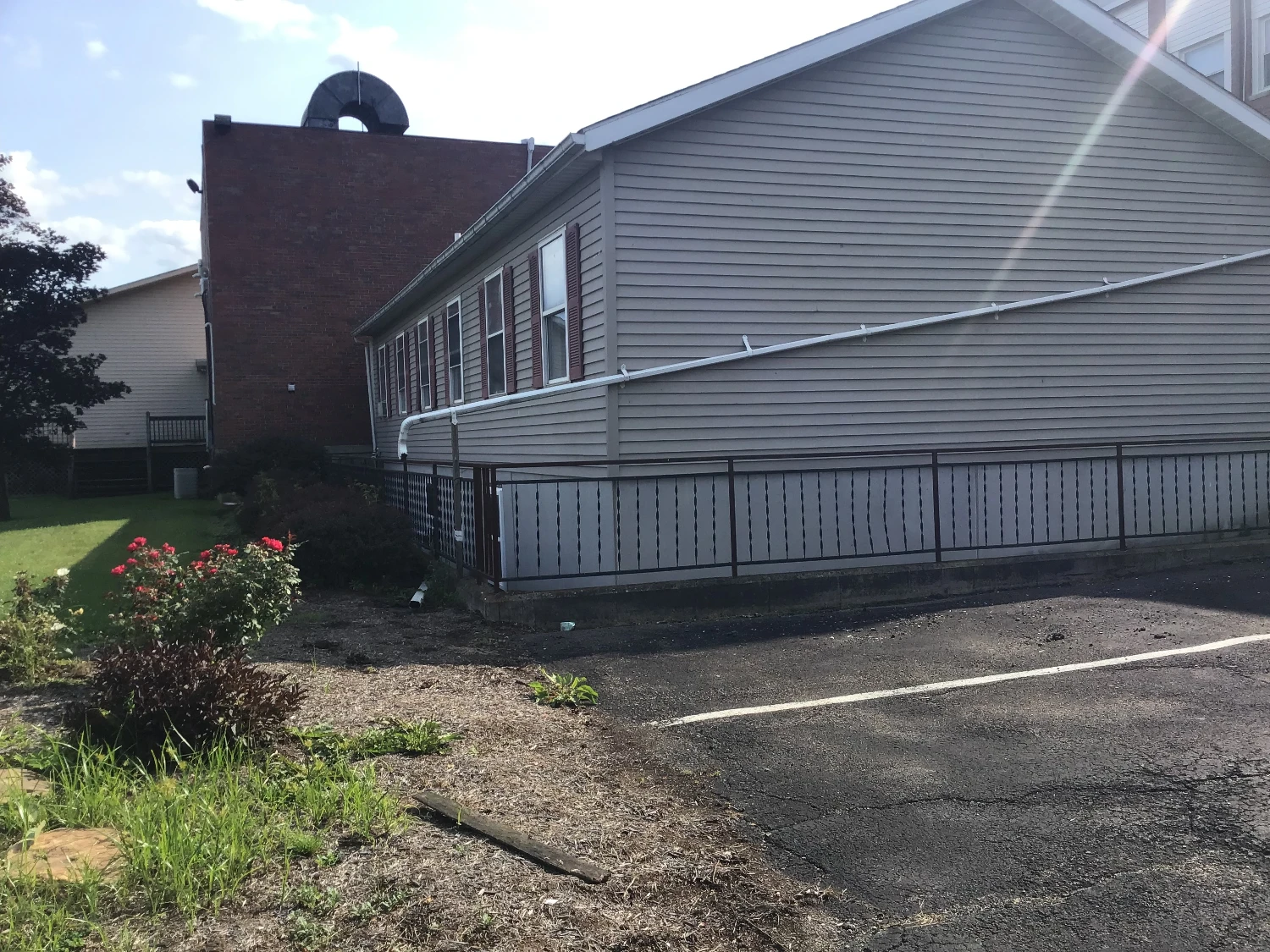 945 South Ave  Former School on 6.13+/- Acres