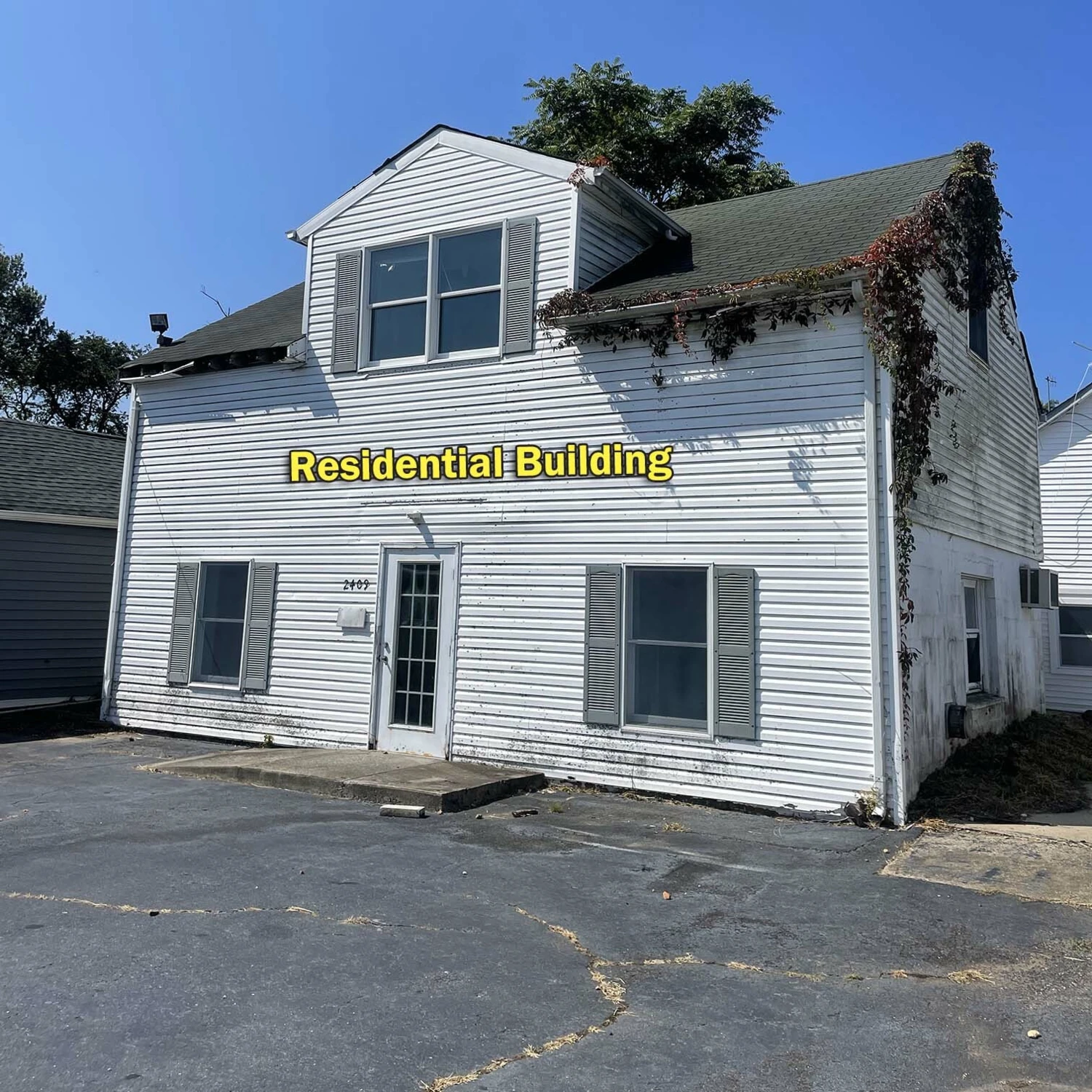 Office/Retail/Apartment For Sale or Lease