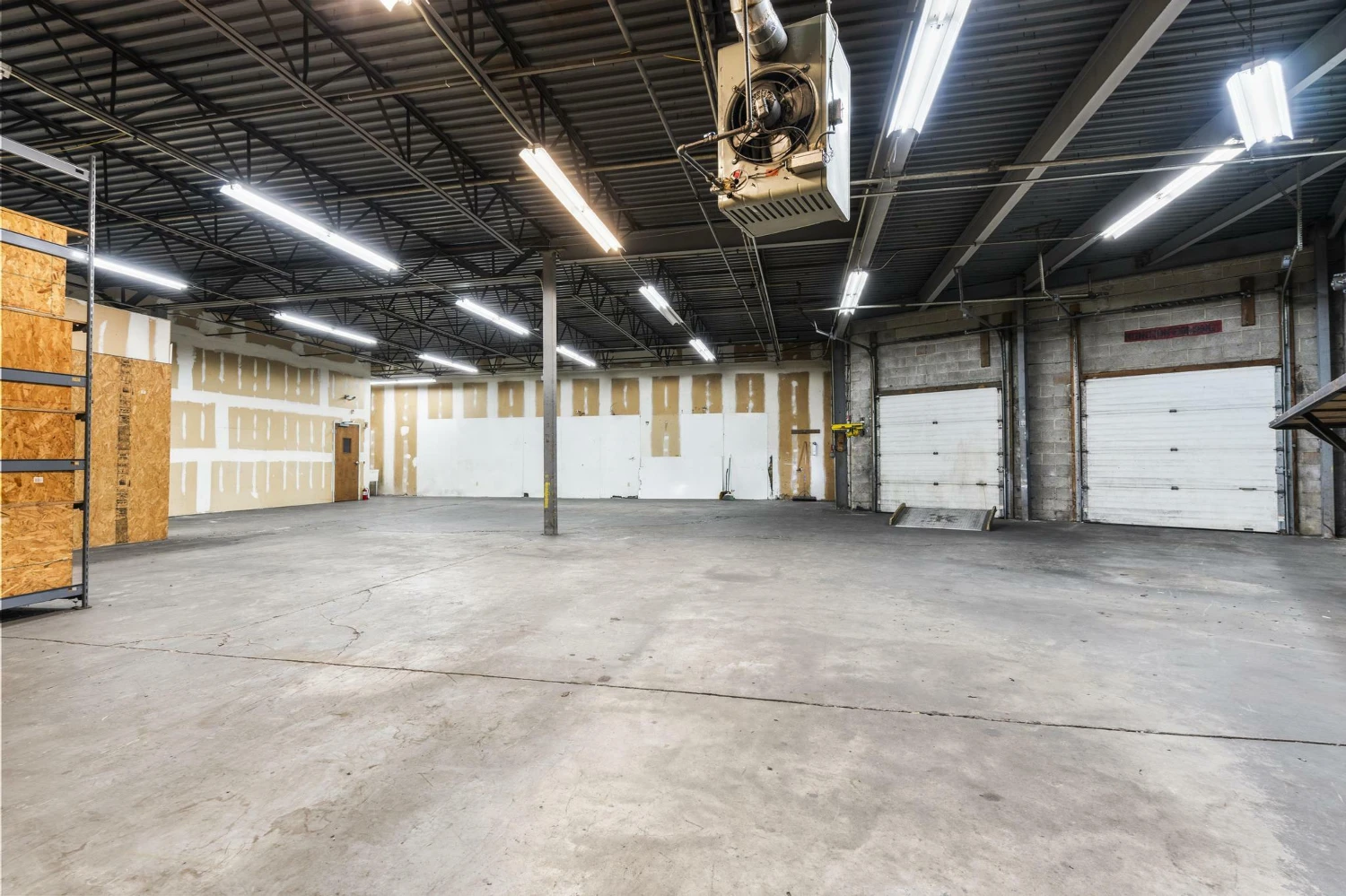 362 Industrial Park Road, Middletown, CT for sale