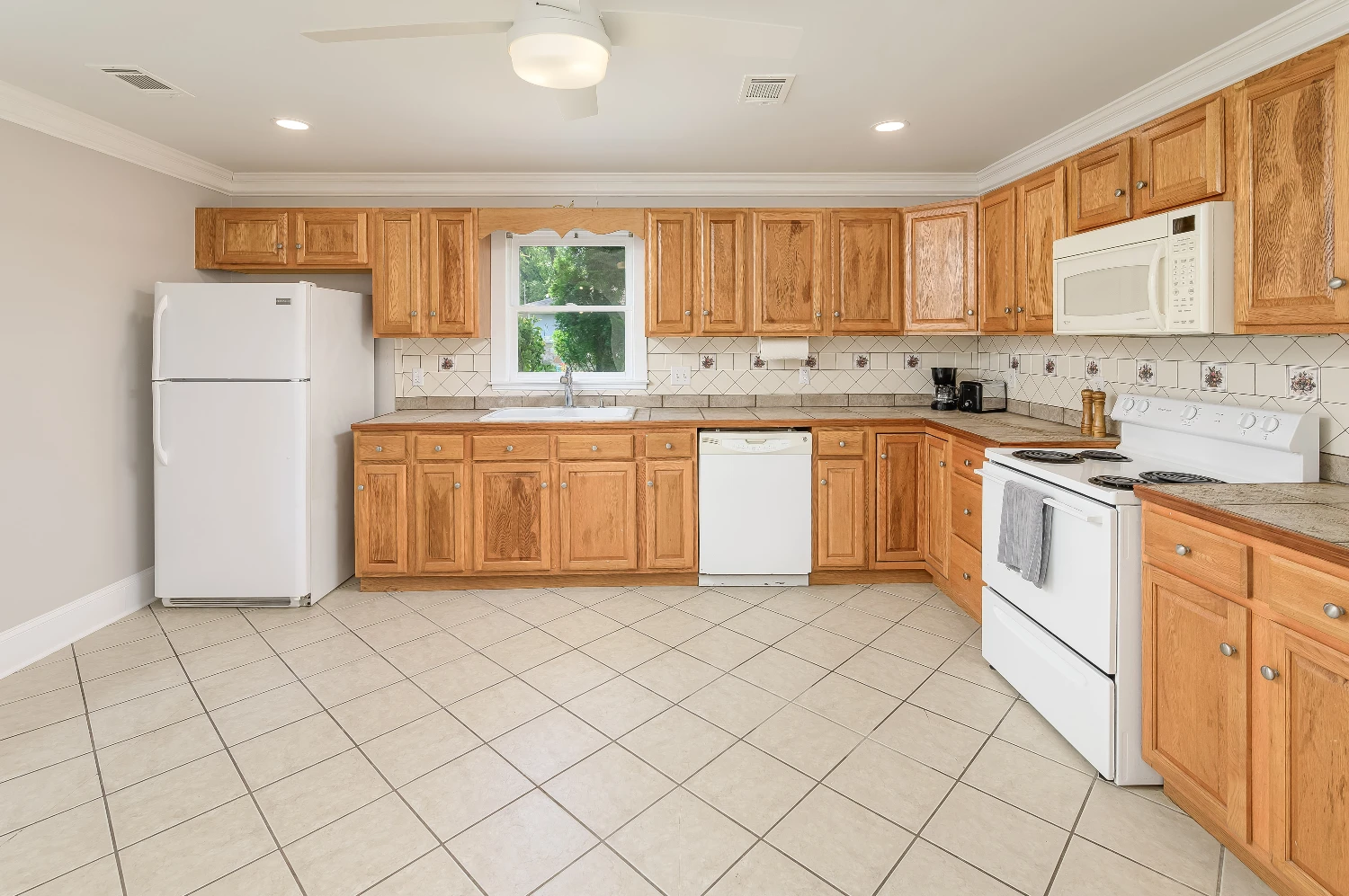 4 Properties: 1682 and 1686 S Watkins St and 7041 and 7045 Maplewood Ln