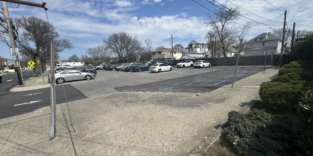 828 Hempstead Turnpike 