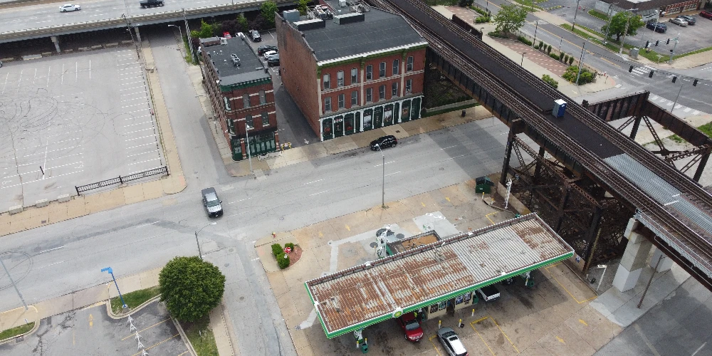 900 Block of S 4th St.