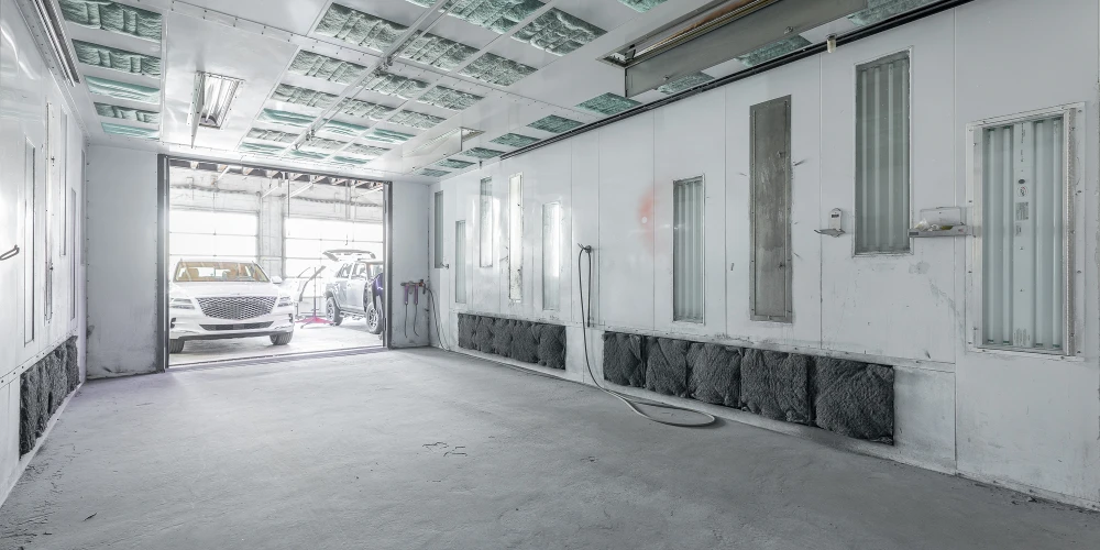 Auto Body Shop with 15 Service Stations on Ringgold Rd