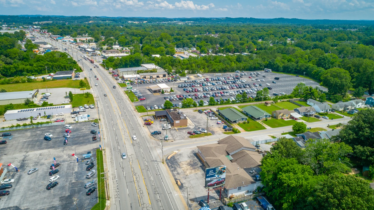 Auto Body Shop with 15 Service Stations on Ringgold Rd