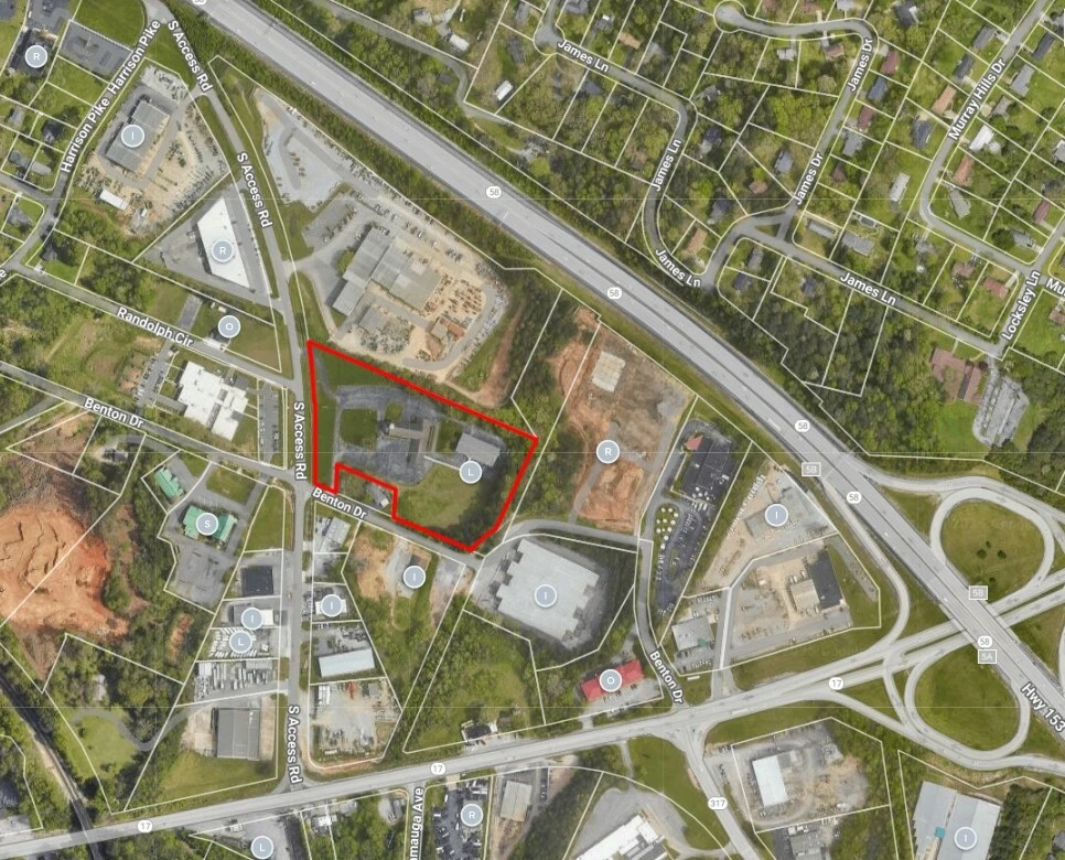 Church (Total 25,136 SF) with Athletic Facility on 6.27 Acres