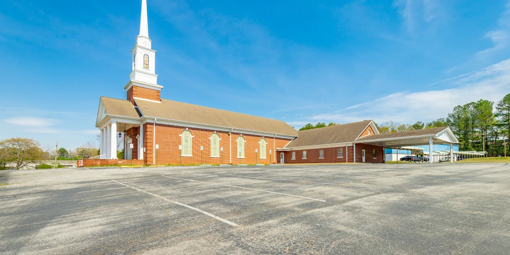 Church (Total 25,136 SF) with Athletic Facility on 6.27 Acres