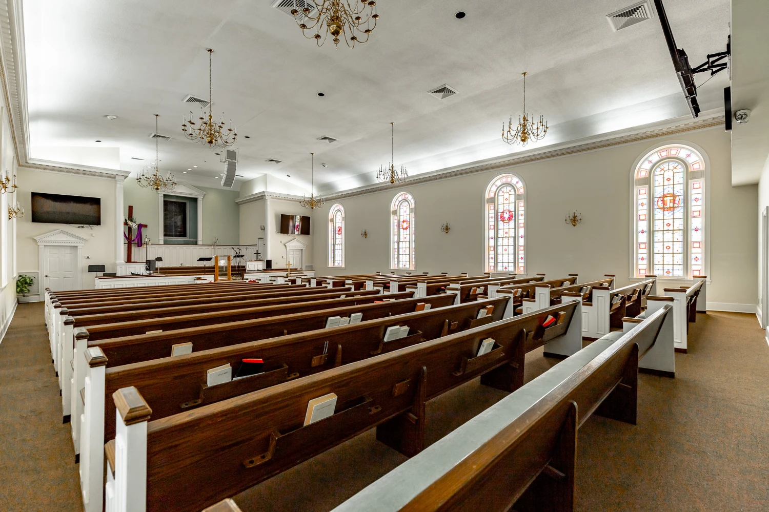 Church (Total 25,136 SF) with Athletic Facility on 6.27 Acres