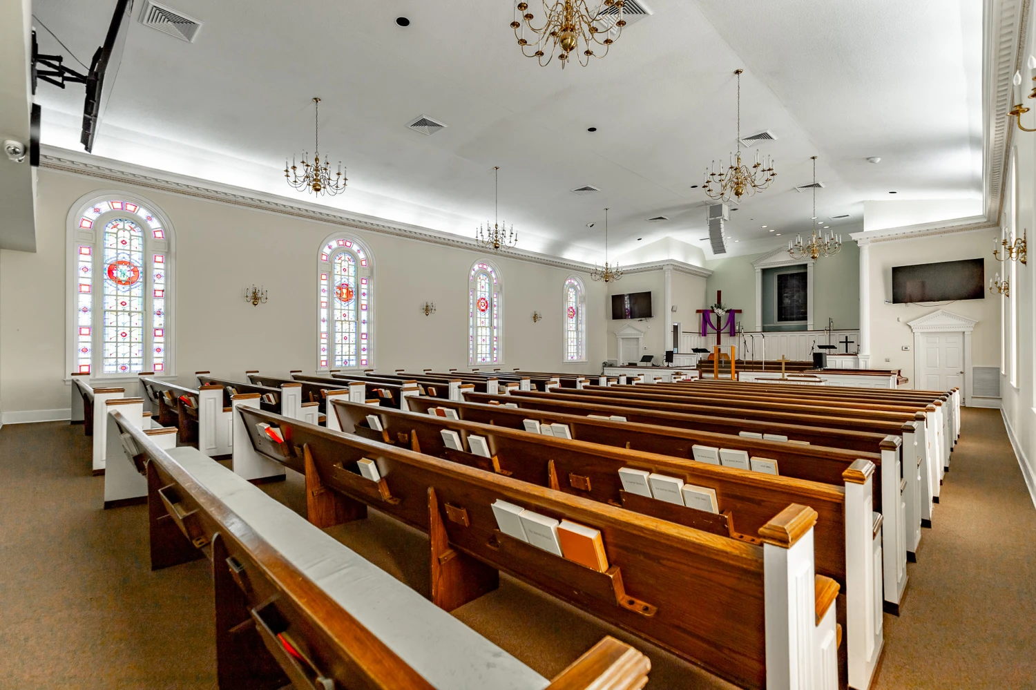 Church (Total 25,136 SF) with Athletic Facility on 6.27 Acres