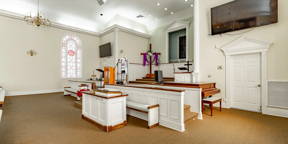 Church (Total 25,136 SF) with Athletic Facility on 6.27 Acres