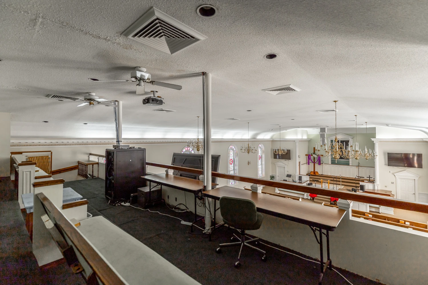 Church (Total 25,136 SF) with Athletic Facility on 6.27 Acres