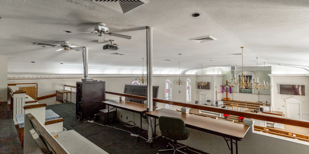 Church (Total 25,136 SF) with Athletic Facility on 6.27 Acres