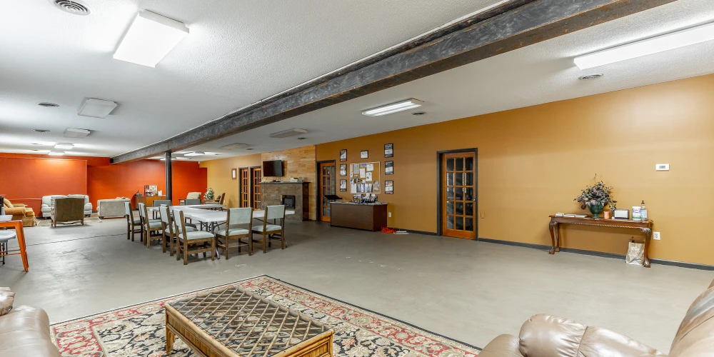 Church (Total 25,136 SF) with Athletic Facility on 6.27 Acres