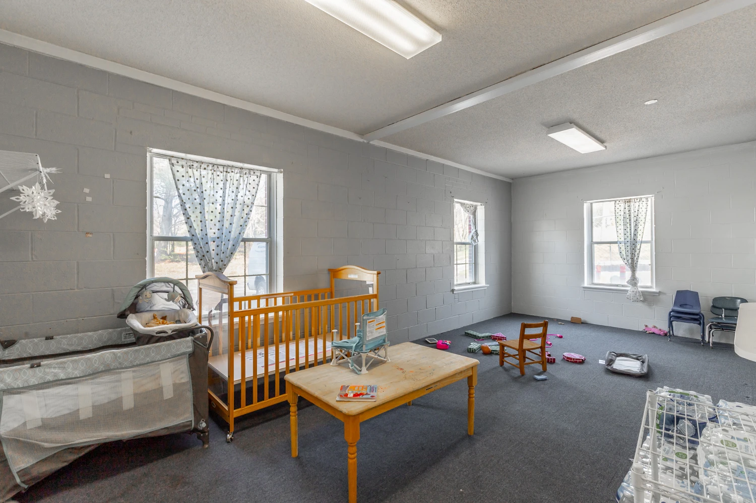 Church (Total 25,136 SF) with Athletic Facility on 6.27 Acres