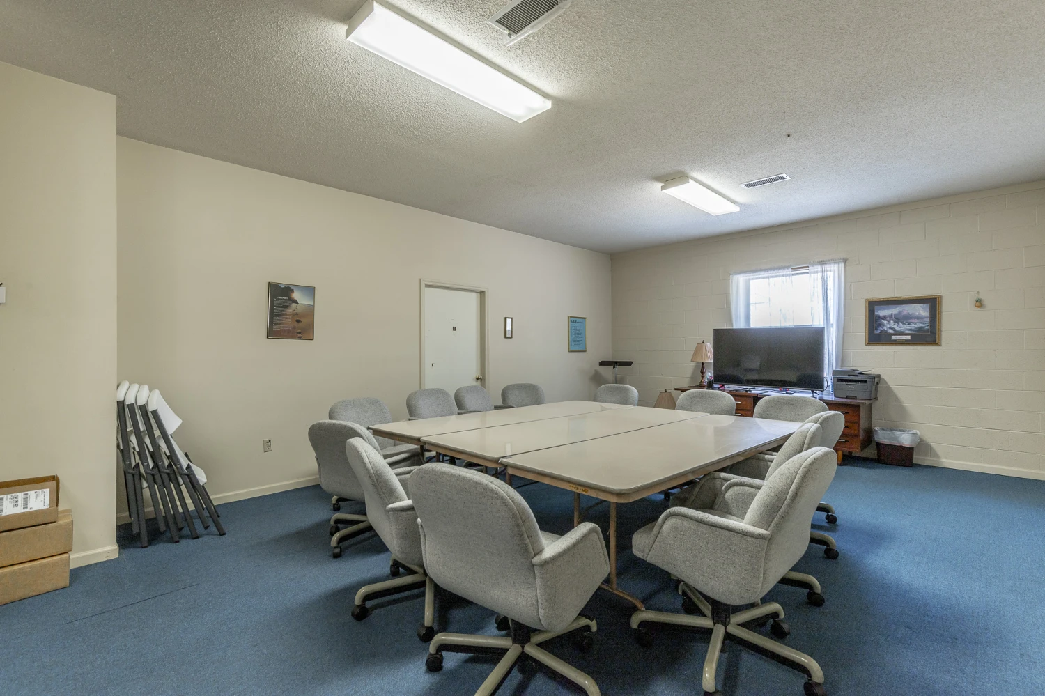 Church (Total 25,136 SF) with Athletic Facility on 6.27 Acres