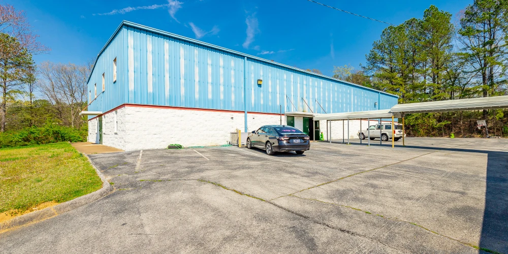 Church (Total 25,136 SF) with Athletic Facility on 6.27 Acres